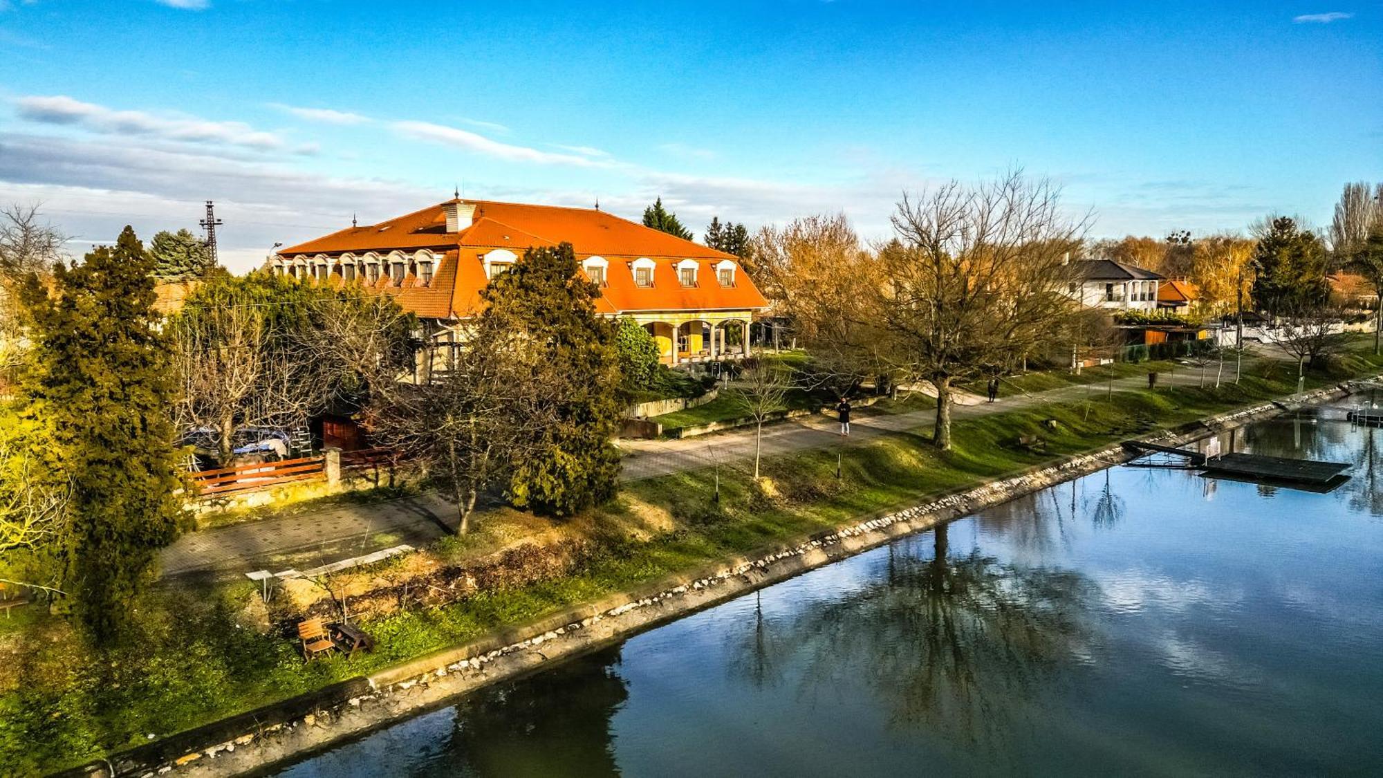 Regia Panzio Bed and Breakfast Halászi Εξωτερικό φωτογραφία